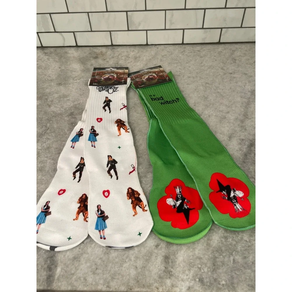 New Wizard of Oz Socks Women OS Multi Crew 2 Pack Bad Witch Dorothy Sphere New